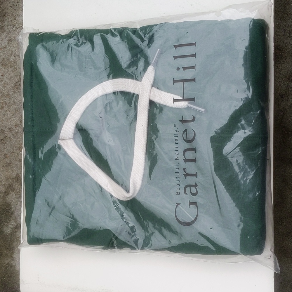 NEW Garnet Hill layer up sweatshirt green pine size L NEVER WEAR in original bag